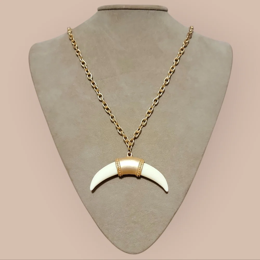 Plunder Blakely Gold Long Chain‎ Horn Necklace Comes With Box